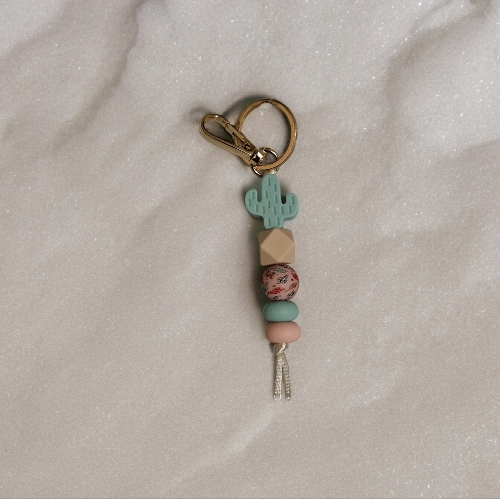 Western style keychain 🌵